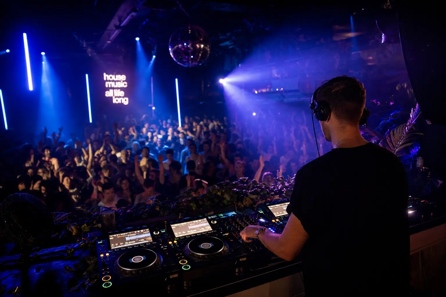 House Music Trendek 2026: Mi Pörög a Tánctereken? hero